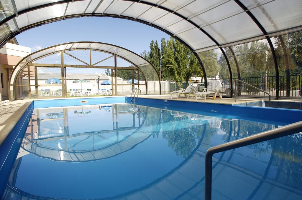 Land Express Neuquen Hotel Eksteriør billede